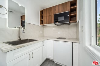 4431 Lynnfield St in Los Angeles, CA - Building Photo - Building Photo