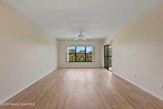 6165 S Mirror Lake Dr in Sebastian, FL - Building Photo - Building Photo