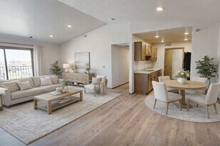 HOME - FIELD APARTMENTS I in Sioux Falls, SD - Building Photo