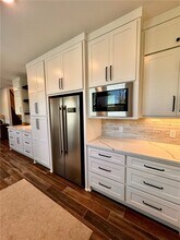 8881 Williams Rd in Rogers, AR - Building Photo - Building Photo