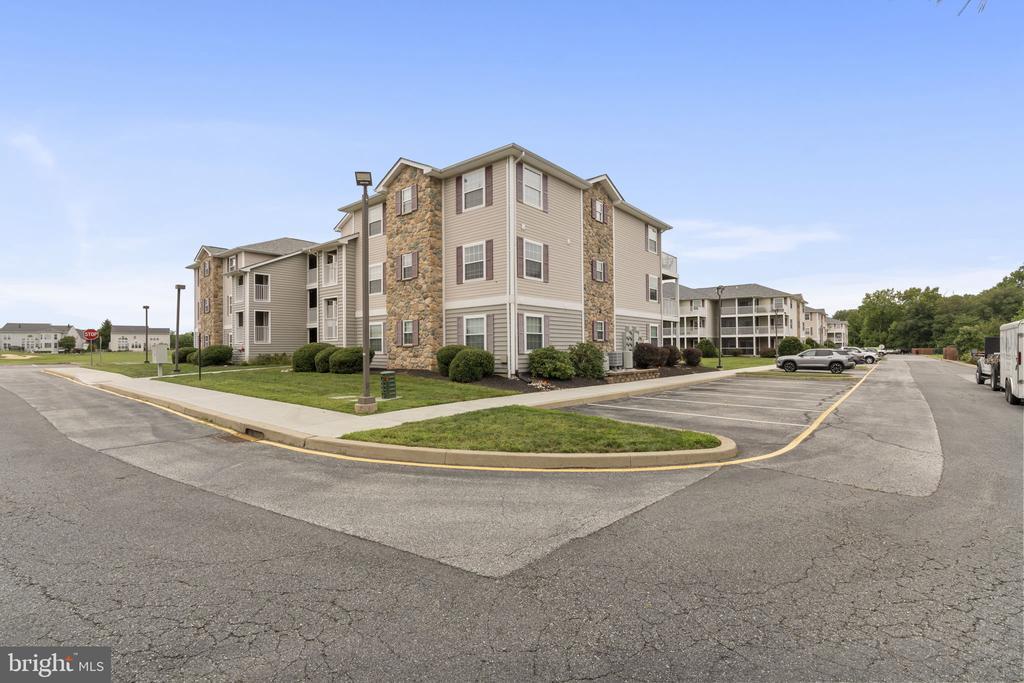 1870 Congressional Village Dr in Middletown, DE - Building Photo