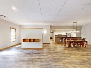 5735 E Lake Rd in Erie, PA - Building Photo - Building Photo