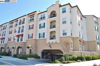 3420 Finnian Way in Dublin, CA - Building Photo - Building Photo