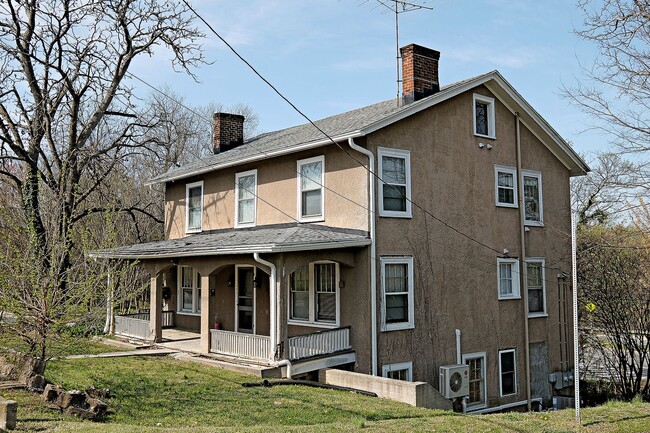 property at 625 Ridge St