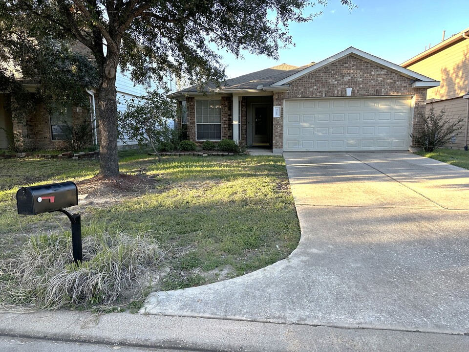 4910 Kalithea Ct in Spring, TX - Building Photo