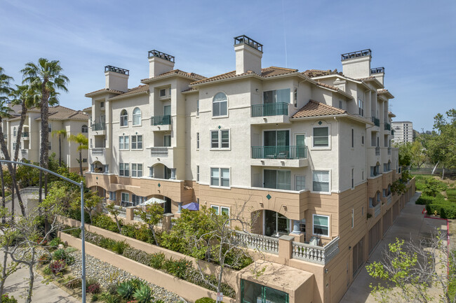 Rio Del Oro in San Diego, CA - Building Photo - Building Photo