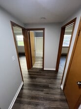 2716 Alder Creek Dr S, Unit 2 in North Tonawanda, NY - Foto de edificio - Building Photo