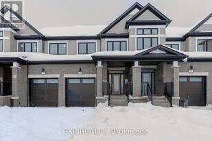 26 Stockholm Rd in Barrie, ON - Building Photo