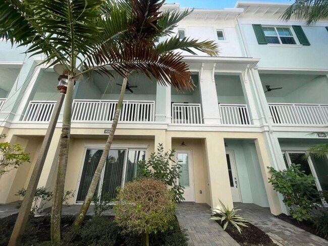 8086 Hobbes Wy in Palm Beach Gardens, FL - Building Photo - Building Photo