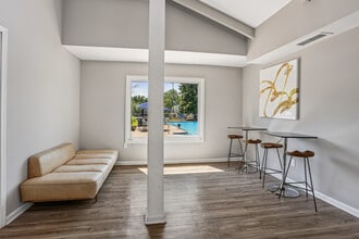 The Village of Pennbrook Apartments in Levittown, PA - Building Photo - Building Photo
