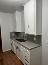 1408 N Edison Blvd, Unit 1408 in Burbank, CA - Building Photo - Building Photo