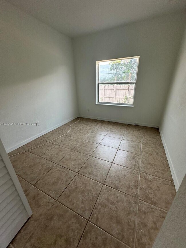 28442 SW 141st Pl in Homestead, FL - Building Photo - Building Photo