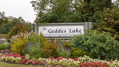 707 Skynob Dr in Ann Arbor, MI - Building Photo - Building Photo