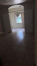 2614 SW 8th St in Miami, FL - Building Photo - Building Photo
