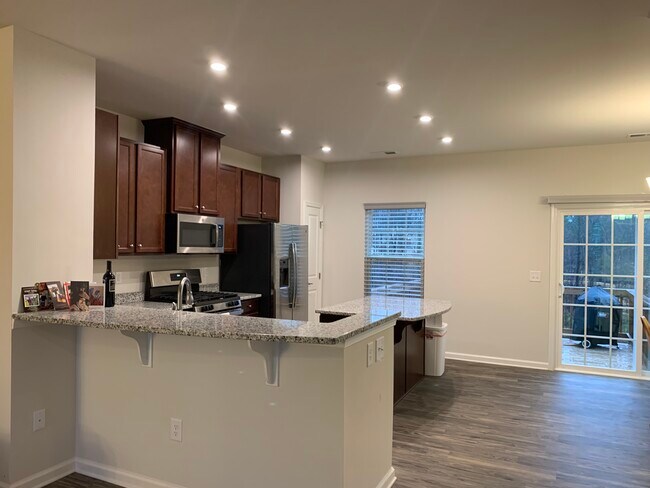 392 Amber Acorn Ave in Raleigh, NC - Building Photo - Building Photo