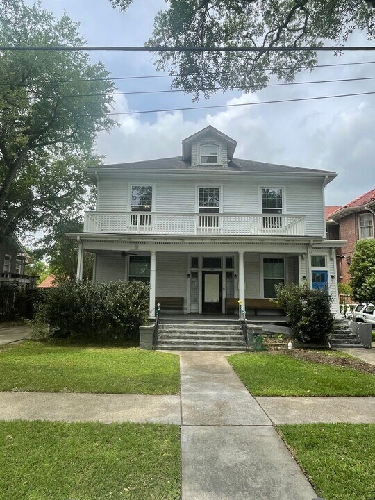 2230-2230 Napoleon Ave in New Orleans, LA - Building Photo