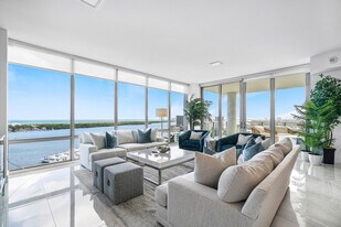 3 Water Clb Wy in North Palm Beach, FL - Building Photo