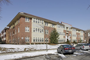 2615 N Cramer St Apartments