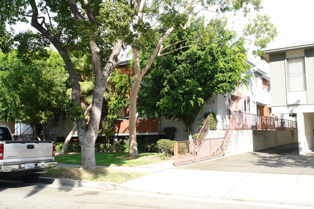 412 Piedmont Ave in Glendale, CA - Building Photo