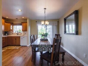 1566 Santa Barbara St in San Diego, CA - Building Photo - Building Photo