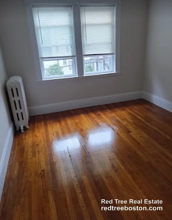 62 Boyd St, Unit 3-106 in Newton, MA - Foto de edificio - Building Photo