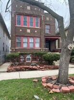 10214 S State St in Chicago, IL - Building Photo