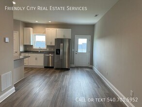 682 Zephyr Dr in Rockingham, VA - Building Photo - Building Photo