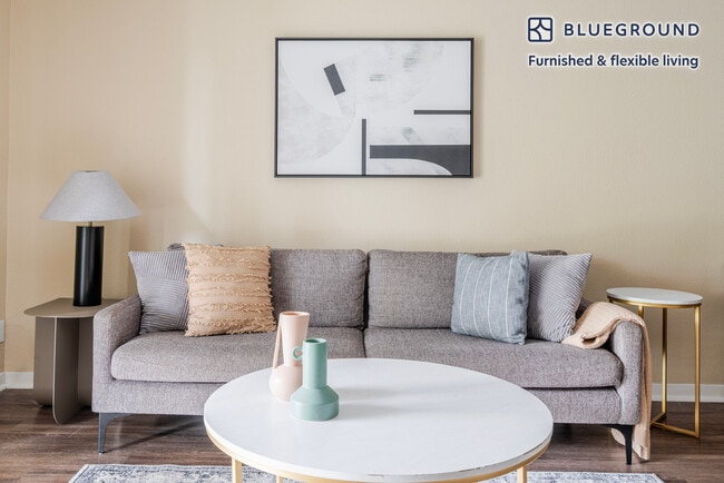 788 Edgewater Blvd in Foster City, CA - Foto de edificio - Building Photo