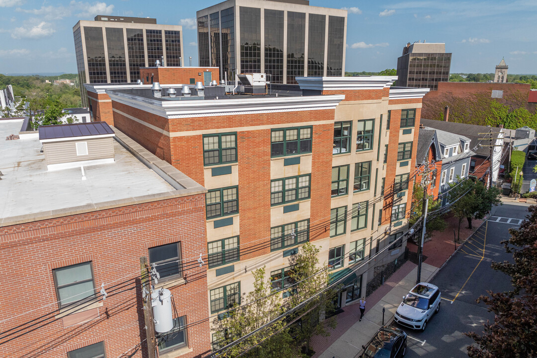 Vail Commons in Morristown, NJ - Foto de edificio