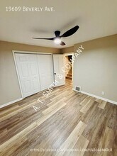 19609 Beverly Ave in Maple Heights, OH - Building Photo - Building Photo