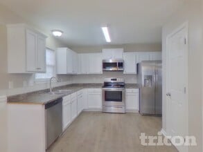 1229 Grace Ct in Oakboro, NC - Building Photo - Building Photo