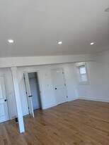 107 Hunter Ave in Yonkers, NY - Building Photo