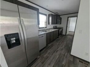 133 Maple Dr in Mankato, MN - Building Photo - Building Photo
