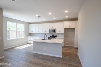 2782 S. Comanche Dr. in Chandler, AZ - Building Photo - Building Photo