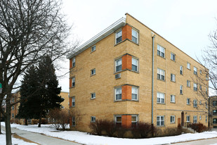 7423-37 N Ridge Rd Apartments