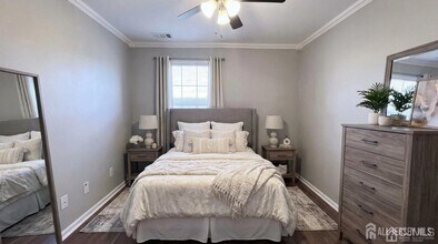 336 Cozzens Ct in East Brunswick, NJ - Building Photo - Building Photo