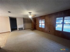 801 Timber Dr in New Braunfels, TX - Building Photo - Building Photo