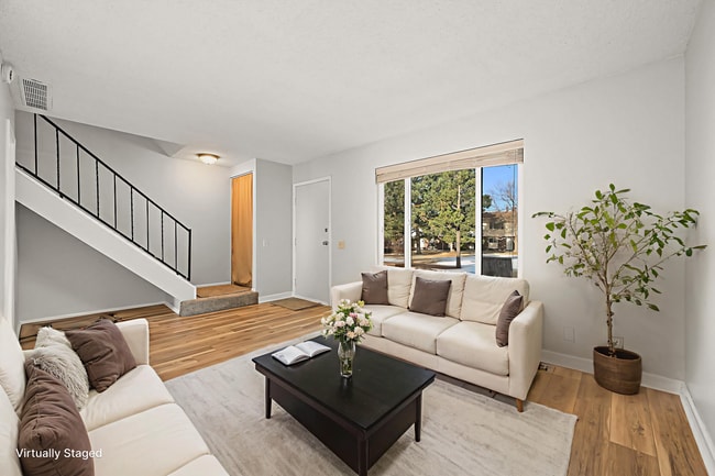 13024 E Kansas Pl in Aurora, CO - Building Photo - Building Photo