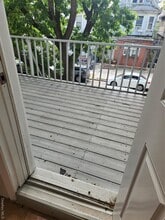 94-19 40th Rd in Queens, NY - Building Photo - Building Photo