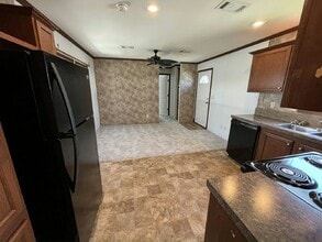 757 Harbor Cir in Ellenton, FL - Building Photo - Building Photo