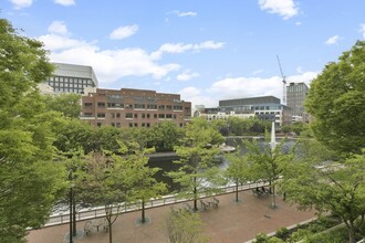 6 Canal Park, Unit 102 in Cambridge, MA - Building Photo - Building Photo