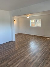 339 San Carlos St in Needles, CA - Foto de edificio - Building Photo