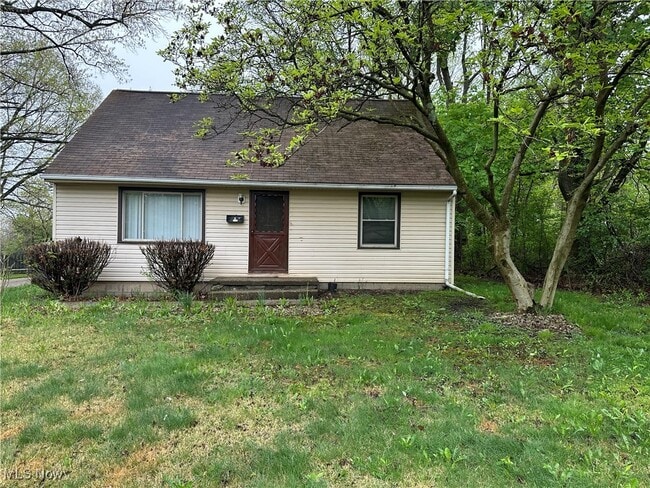 property at 2758 Newbern Cir