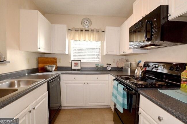 property at 771 Lindbergh Drive NE