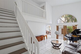 15623 SW 100th Ln in Miami, FL - Building Photo - Building Photo