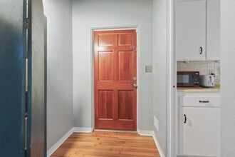 1612 Hasosaw Nene in Tallahassee, FL - Building Photo - Building Photo