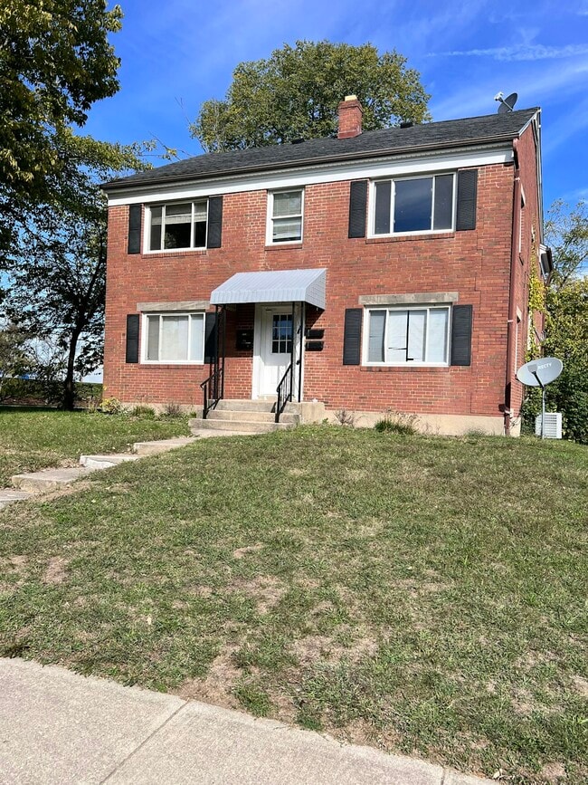 property at 1597 Old Ln Ave