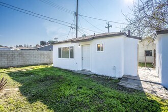 312 S Myrtle St in Bakersfield, CA - Building Photo - Building Photo
