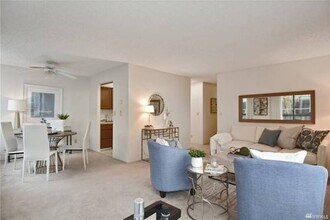 2201 3rd Ave in Seattle, WA - Building Photo - Building Photo