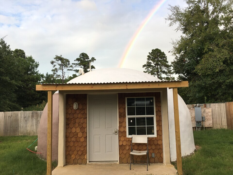 12888 FM 16 E, Unit Studio Dome #4 in Winona, TX - Foto de edificio